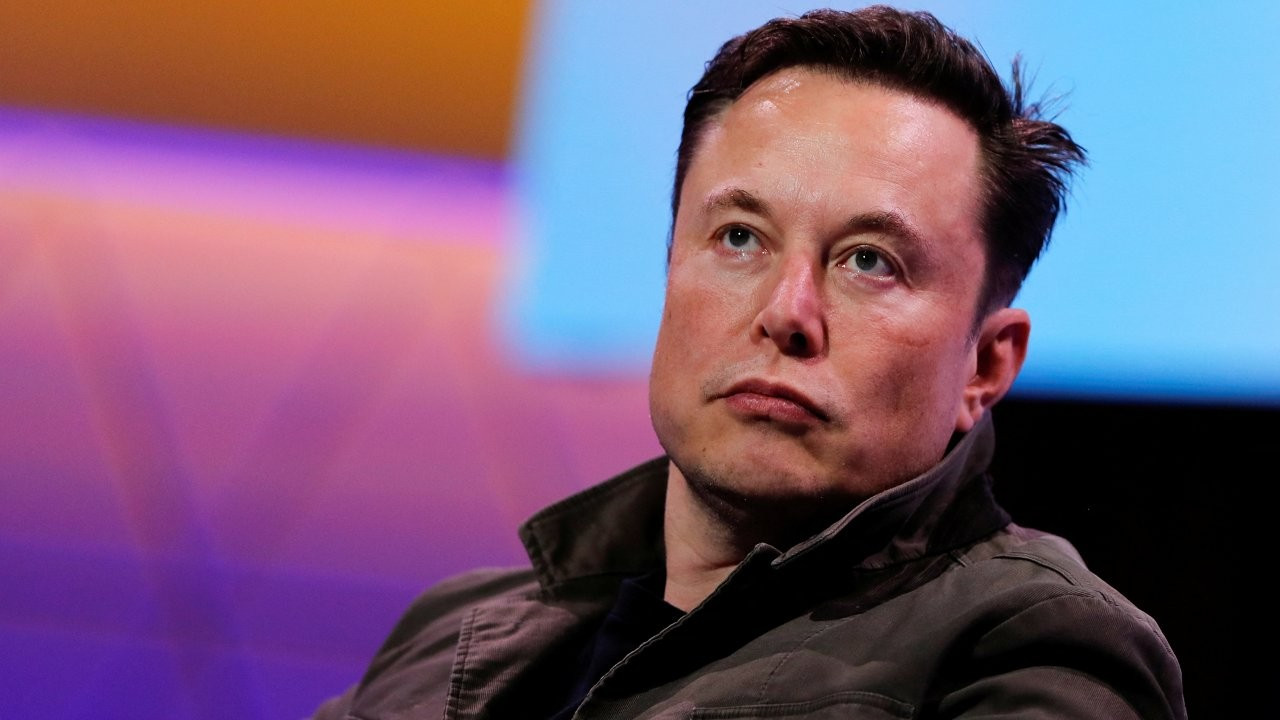 Musk, Ukrayna için Starlink'i aktif ettiğini duyurdu