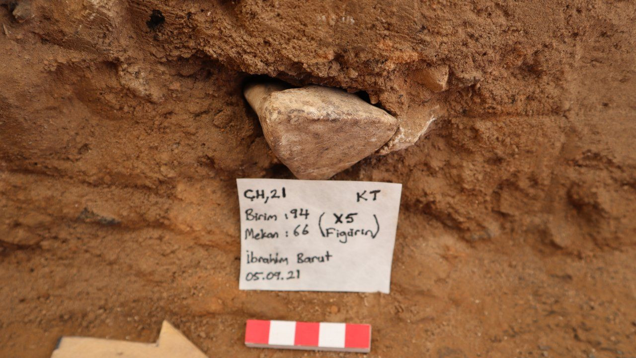 Çatalhöyük'te 5 yıl sonra heykel bulundu: 8 bin 500 yıllık - Sayfa 1