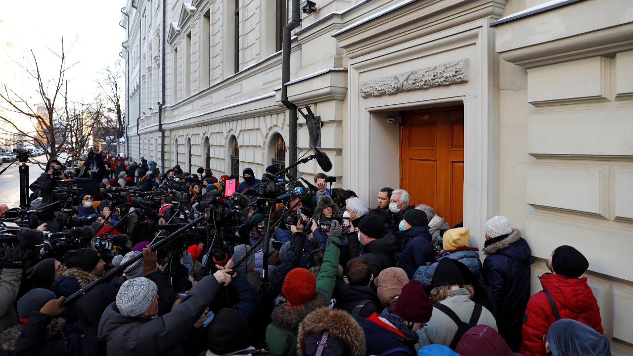 Rusya'nın tanınmış insan hakları örgütü Memorial kapatılıyor