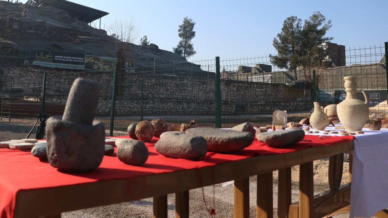 Diyarbakır'daki 9 bin yıllık höyükte 900 eser bulundu