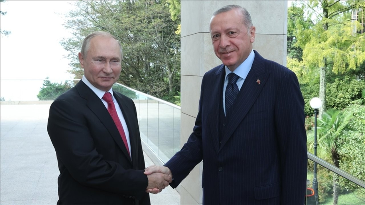 Erdoğan ile Putin telefonda görüştü: 'Rusya'nın NATO'ya önerileri de ele alındı'