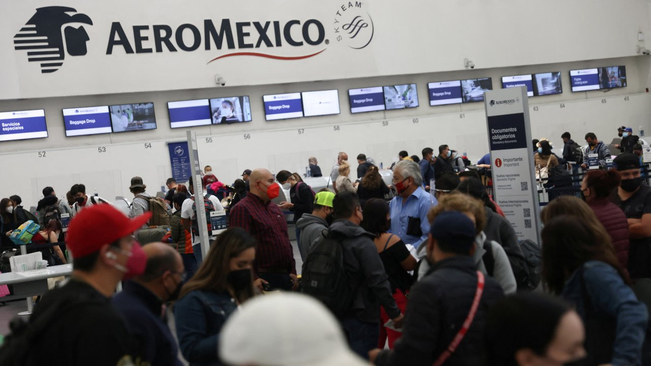 Meksika'da en az 70 pilot Covid olunca hava ulaşımı felç oldu