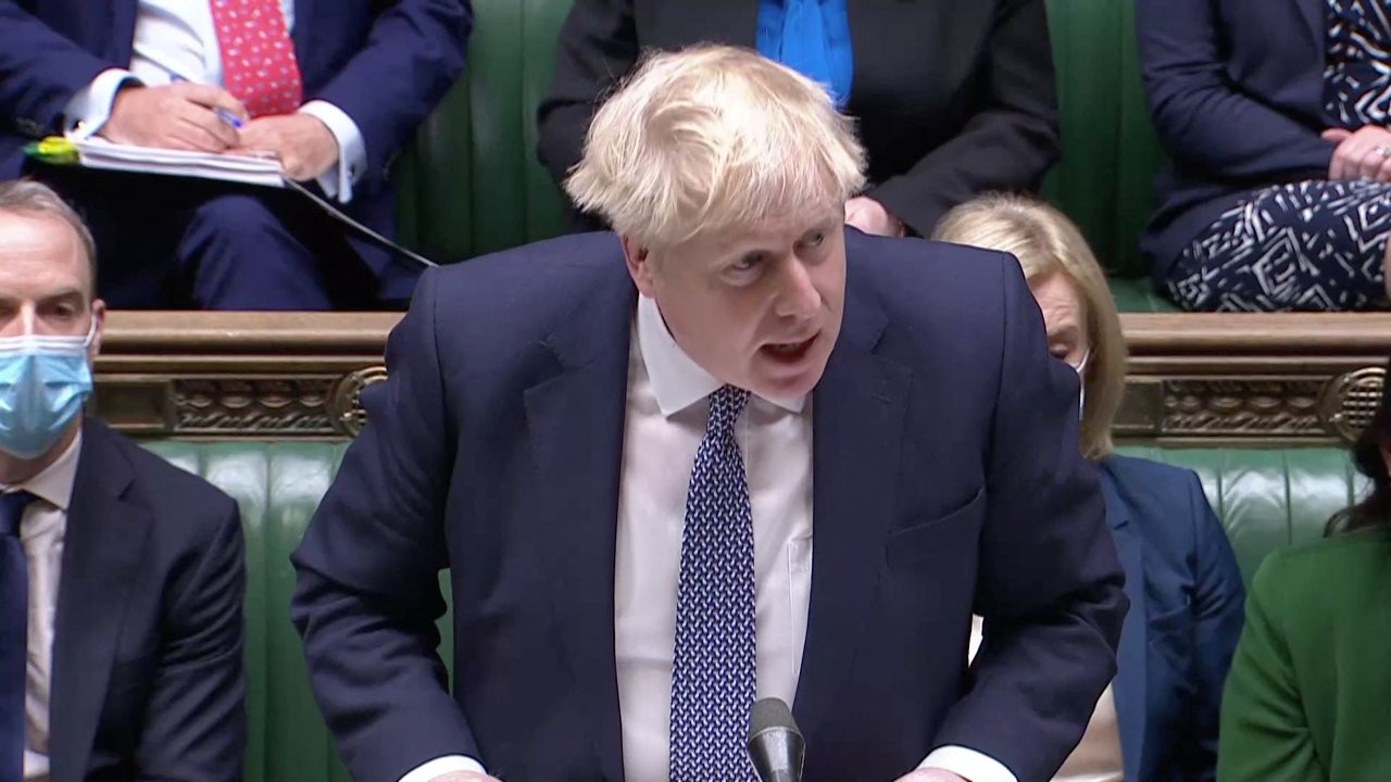 İngiltere Başbakanı Johnson'dan 'Covid partisi' özrü