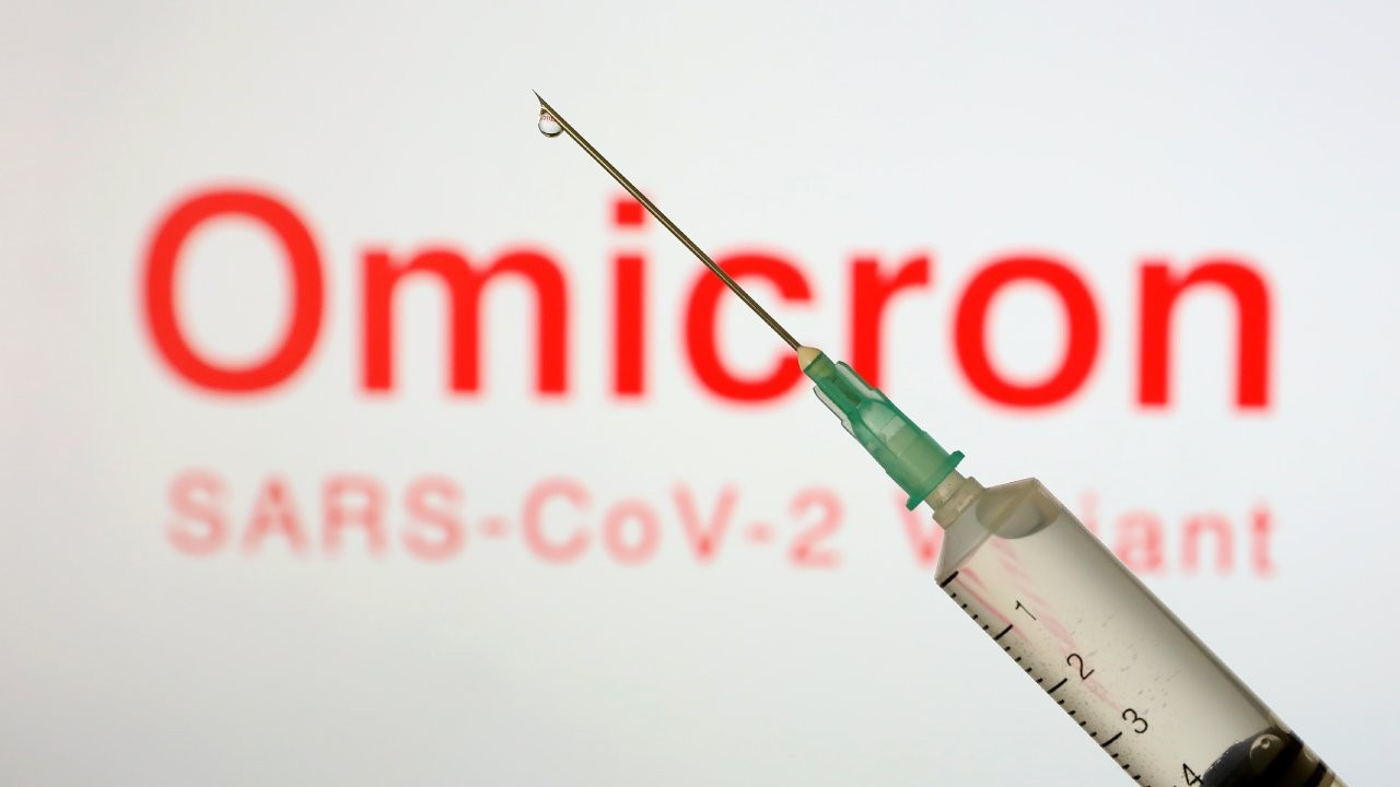 Omicron'da tam doz aşının etkisi görülüyor