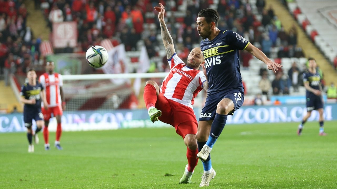 Antalya'da kazanan çıkmadı: 9 dakikada 2 gol