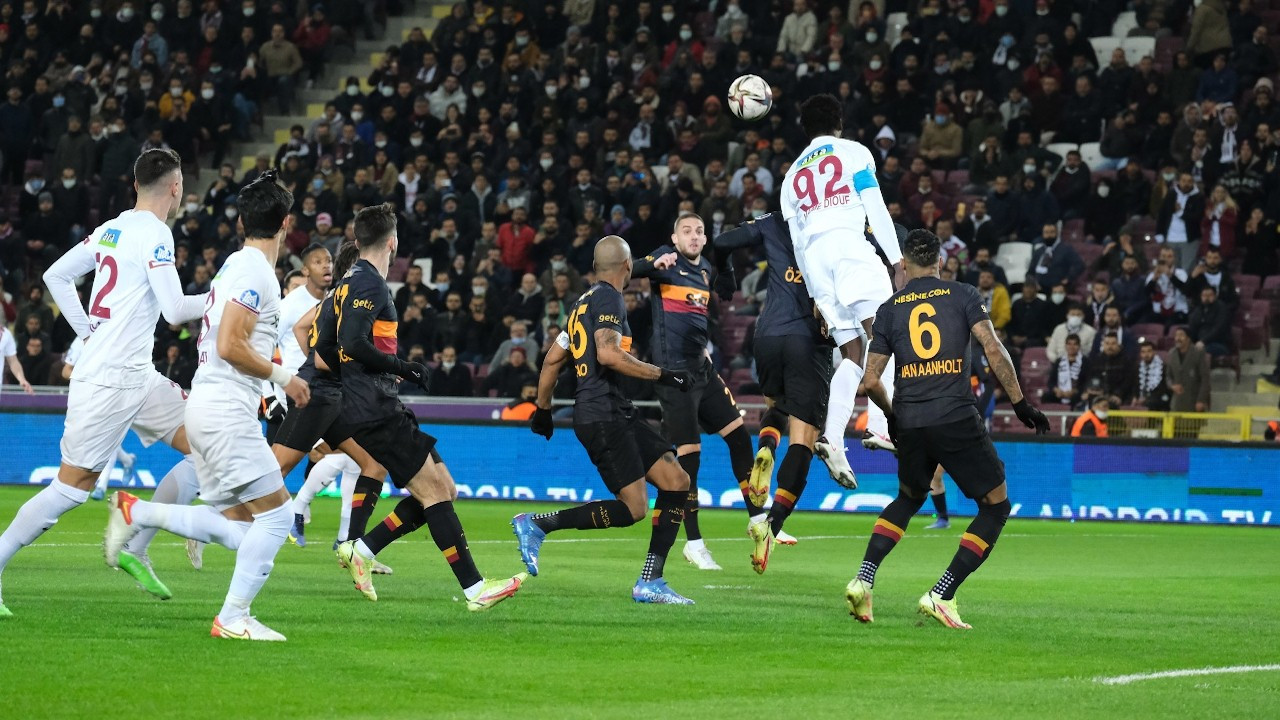 Galatasaray, Hatay deplasmanında farklı yenildi: 4-2