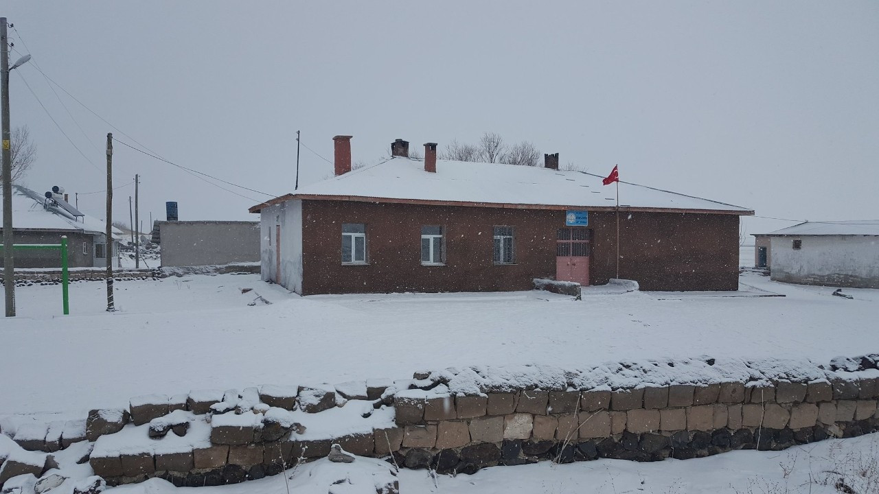 Türkiye'nin en soğuk yeri: Göbekören köyü eksi 30'u gördü