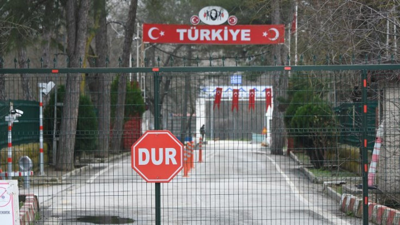 Edirne'de 12 göçmen donarak öldü