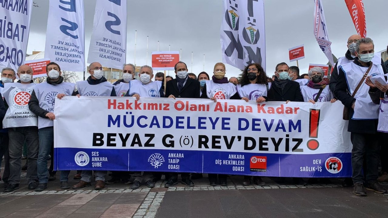 Ankara’da sağlıkçılar iş bıraktı: Bu koşullarda çalışılamaz