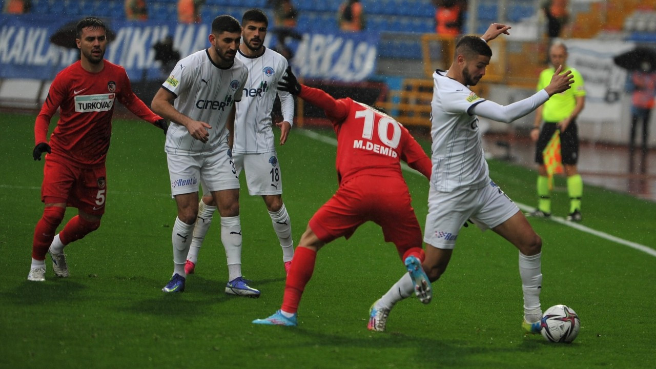 Ziraat Türkiye Kupası: Gaziantep çeyrek finalde