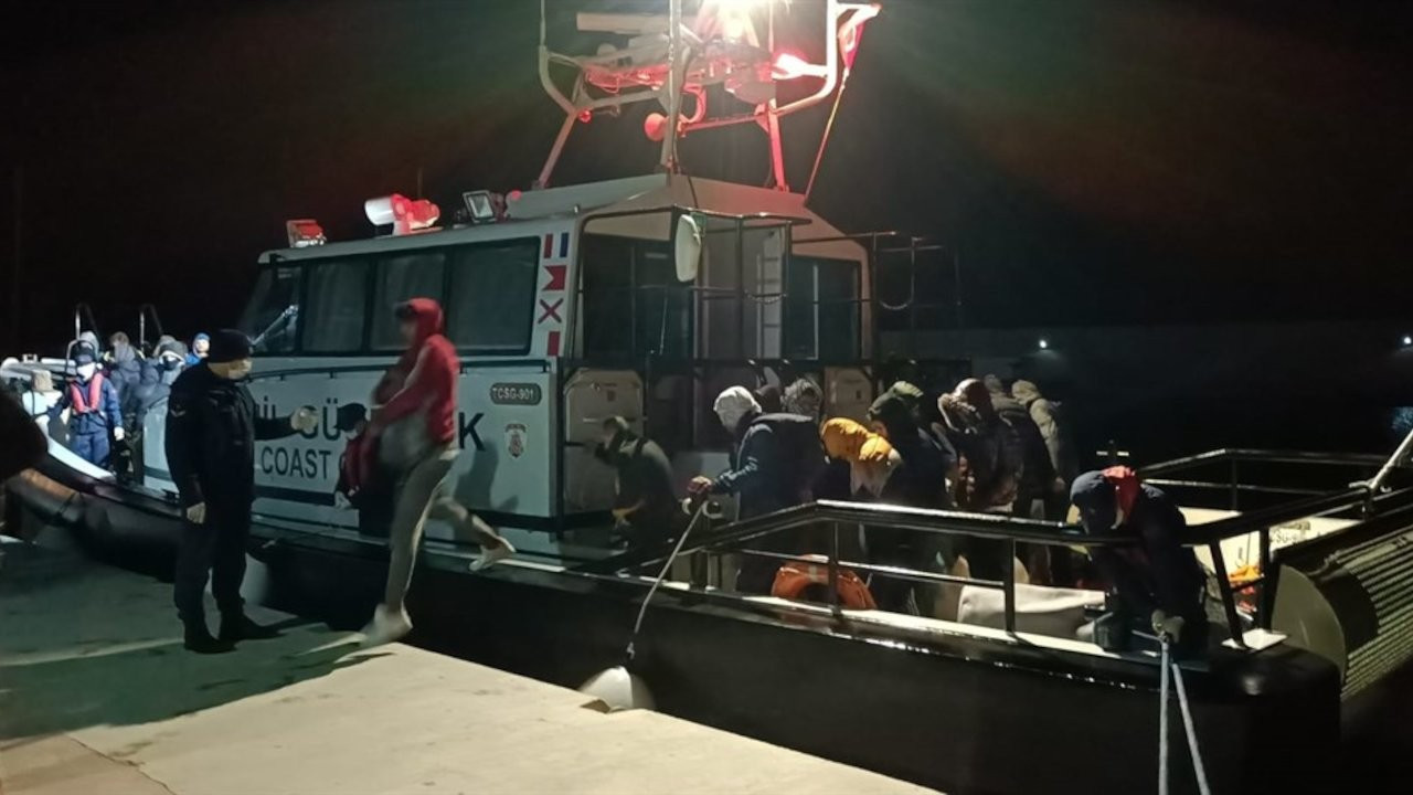 Muğla açıklarında 42 mülteci kurtarıldı
