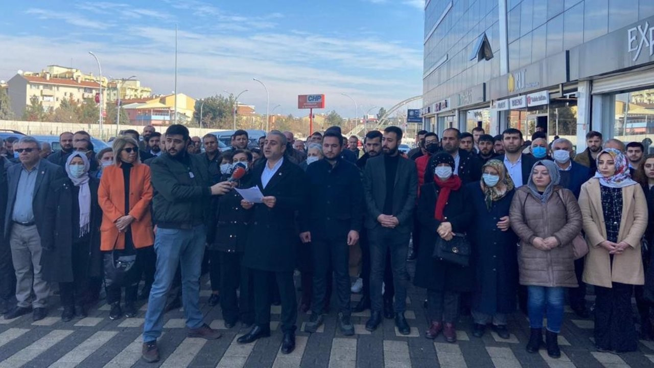 CHP'den Diyarbakır'da elektrik zammı protestosu