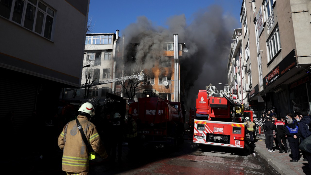 İstanbul'da tekstil atölyesi yandı, 4 işçi öldü