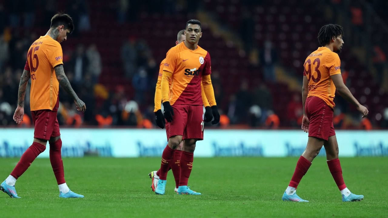 Galatasaray'da kötü gidişat sürüyor: Galibiyet özlemi 6 maça çıktı
