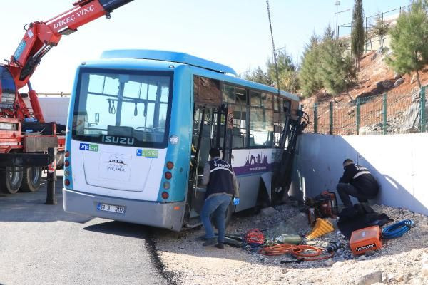 Halk otobüsü ile AFAD aracı çarpıştı: Bir ölü - Sayfa 2