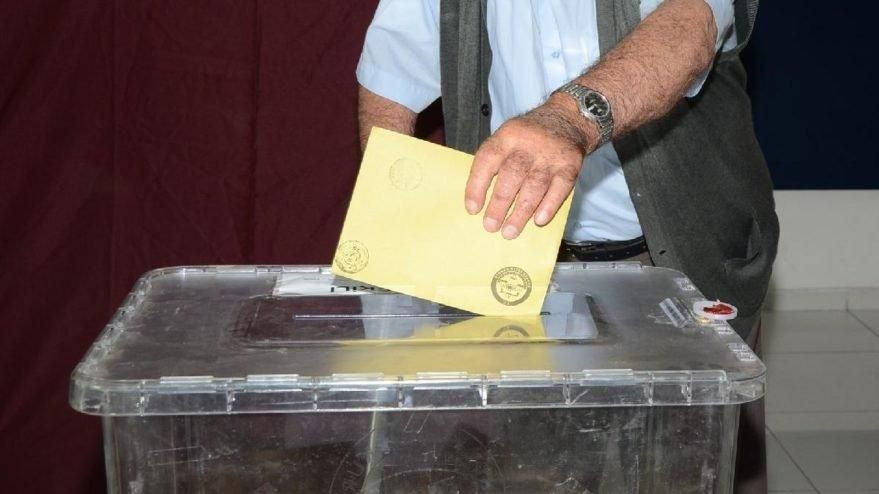 Son seçim anketi başa baş: AK Parti Yüzde 32.9, CHP Yüzde 31.8 - Sayfa 1