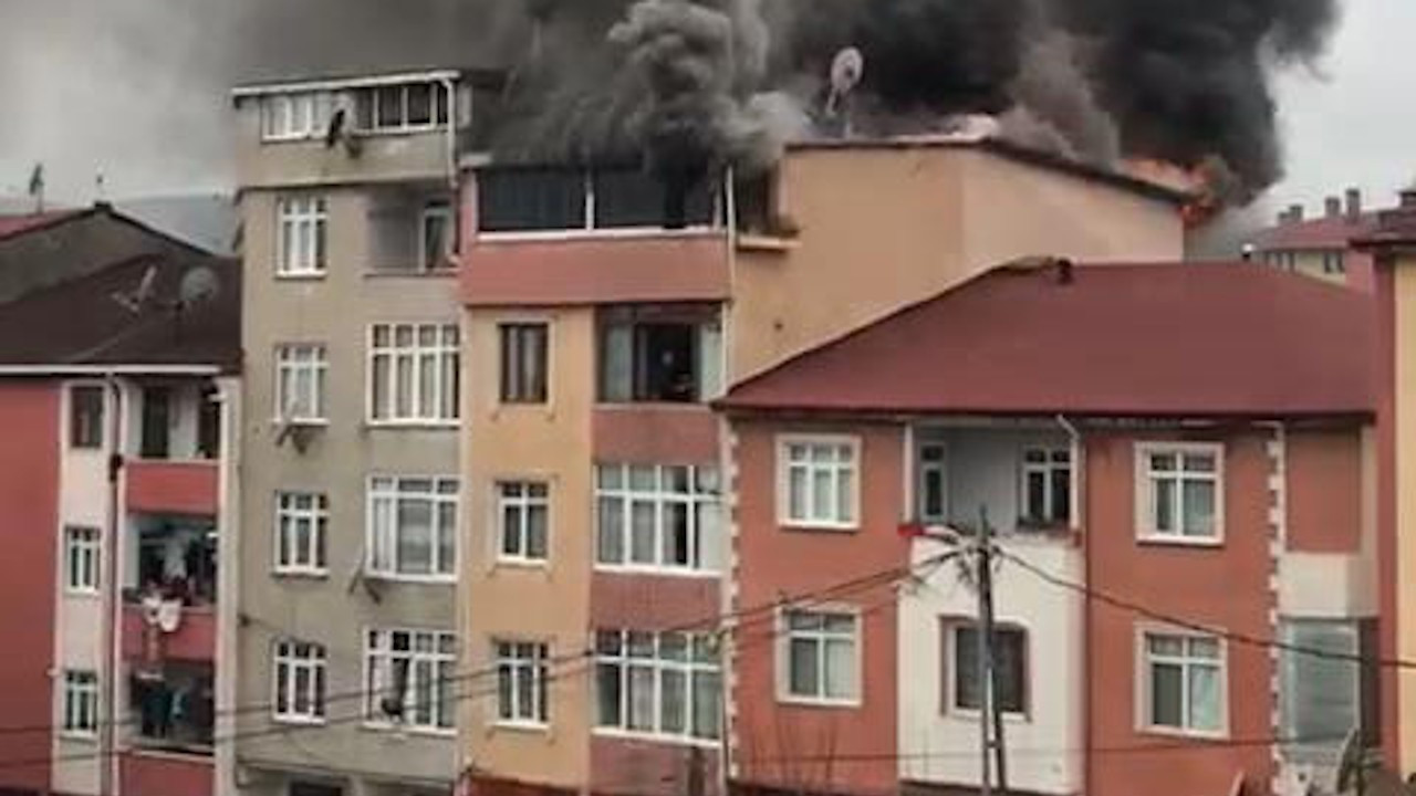 Sultanbeyli'de çatı yangınında 11 yaşındaki engelli çocuk öldü