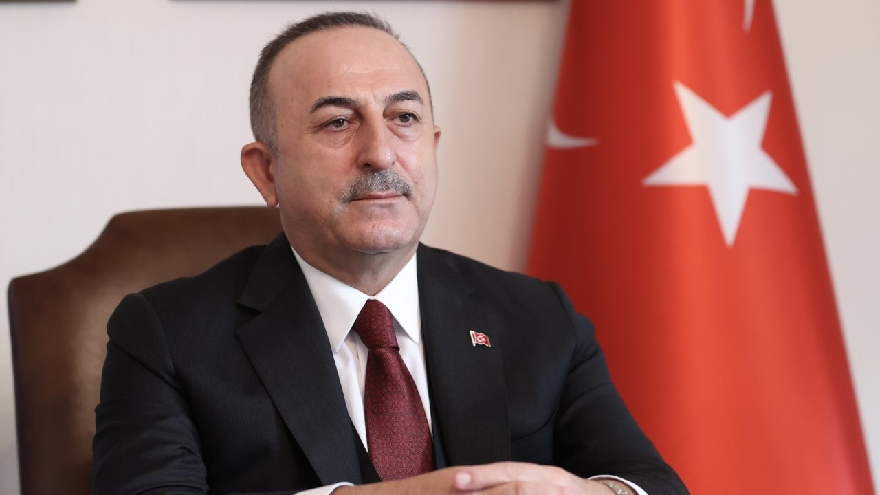 Dışişleri Bakanı Çavuşoğlu, BAE'li mevkidaşı ile telefonda görüştü