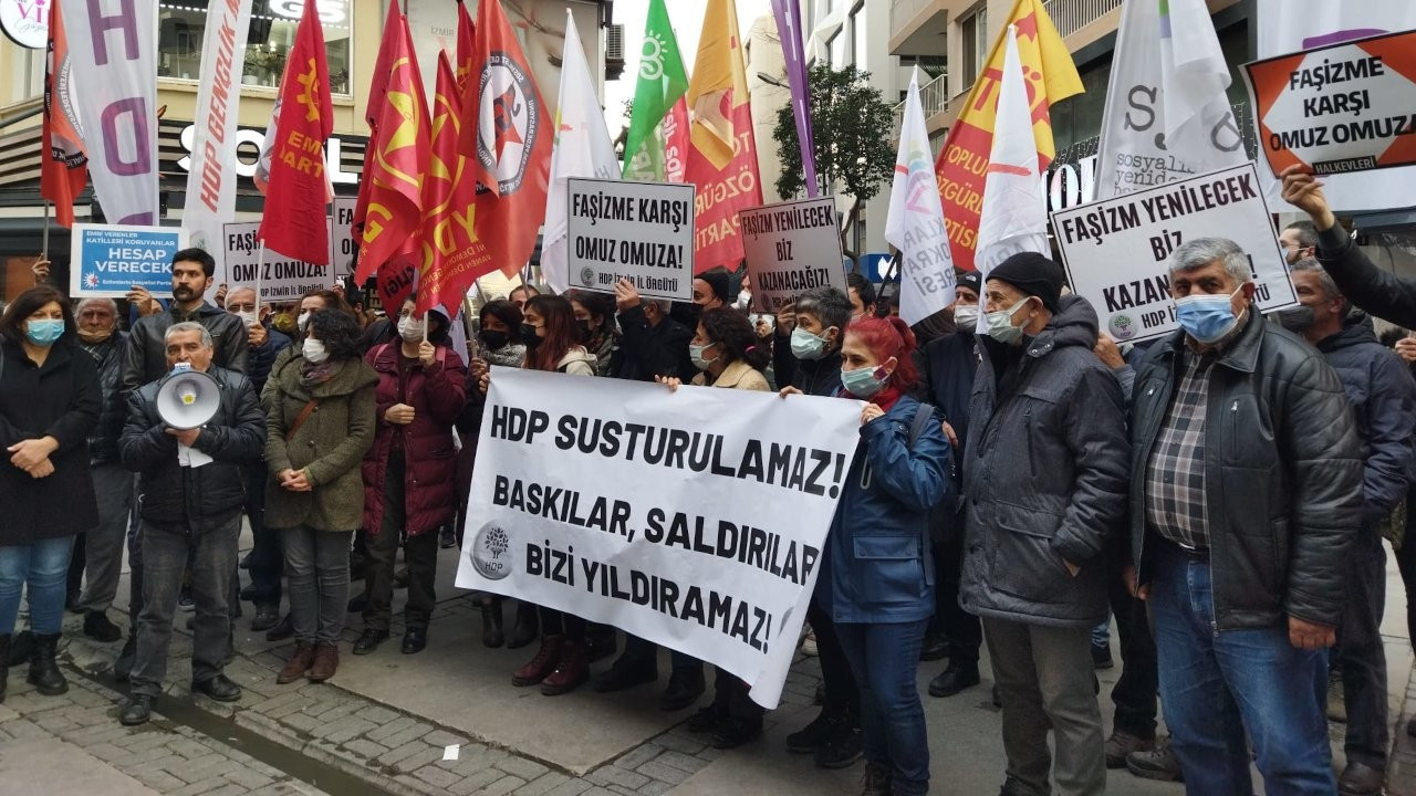 Yüreğir’deki saldırı İzmir’de protesto edildi