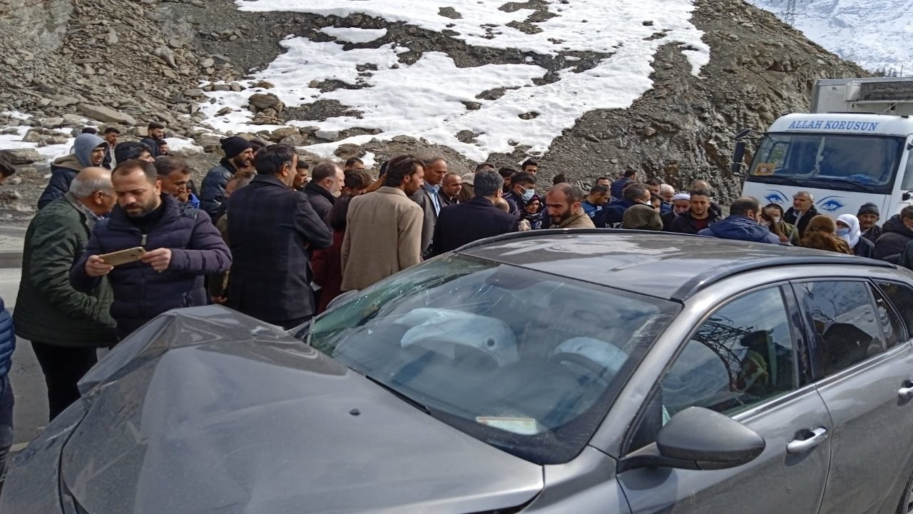 HDP'li vekil Dede trafik kazası geçirdi: 2 yaralı
