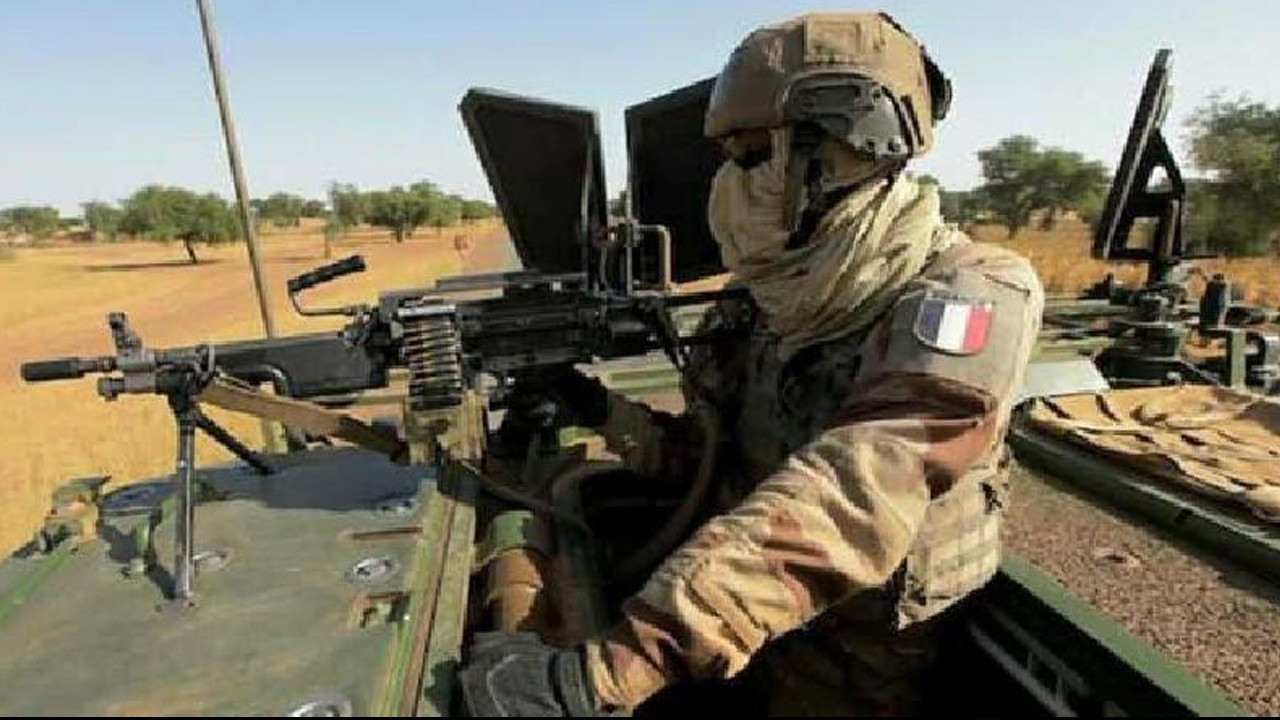 Fransa'yla Mali arasında gerilim artıyor