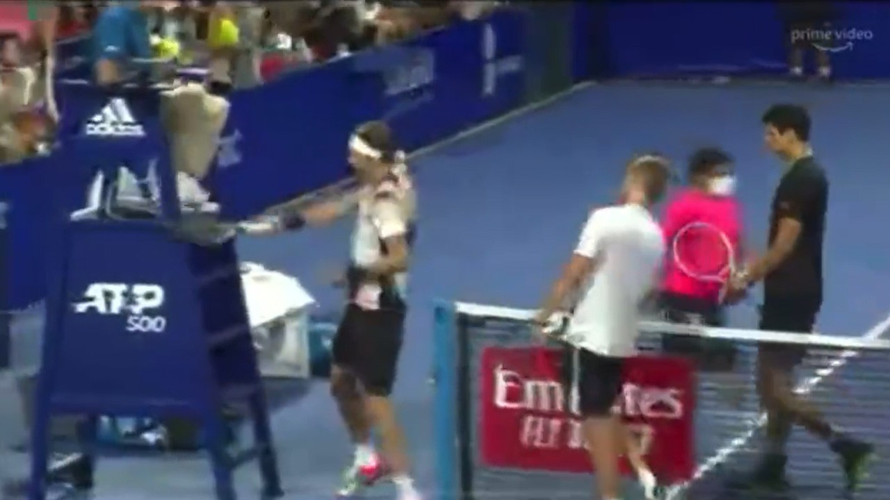 Hakeme raketle vuran tenisçi Zverev'in cezası belli oldu