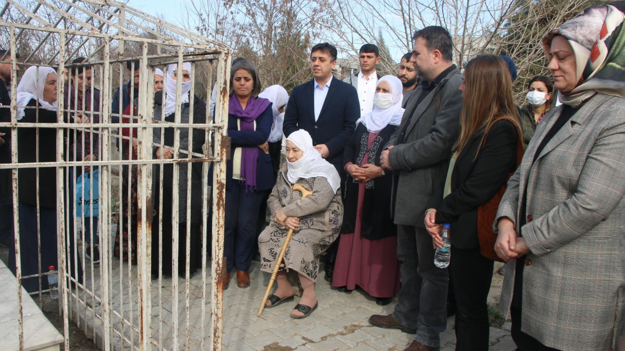 Gazeteci Cengiz Altun mezarı başında anıldı