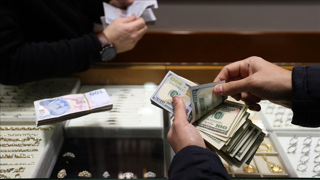 Dolar karşısında bugün en çok Türk Lirası değer kaybetti