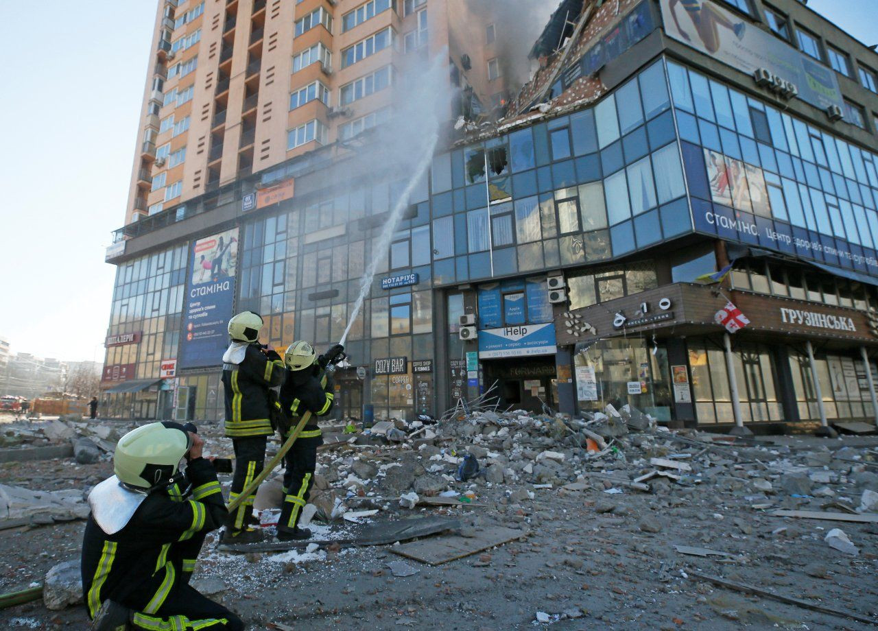 Kiev'den son görüntüler: Dış mahallelerde çatışmalar sürüyor - Sayfa 4