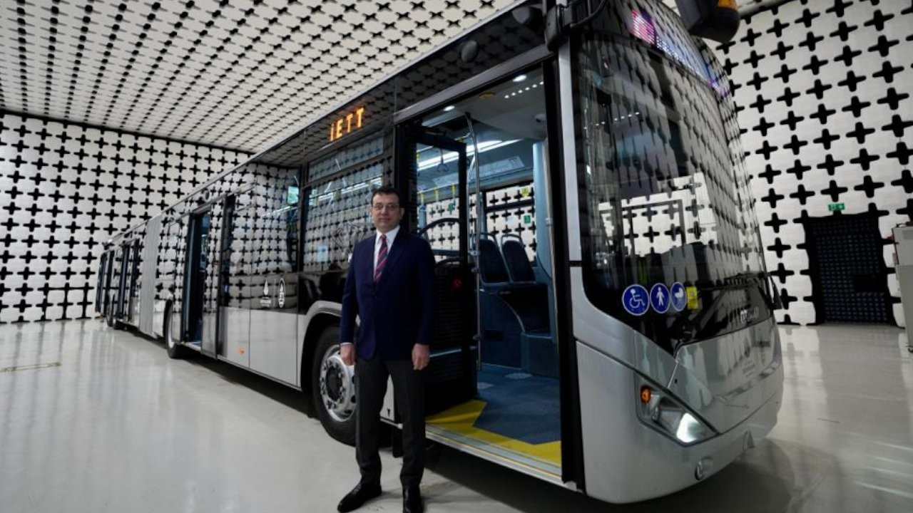 İmamoğlu yeni metrobüsü test etti: Cumhurbaşkanlığı onayını bekliyoruz