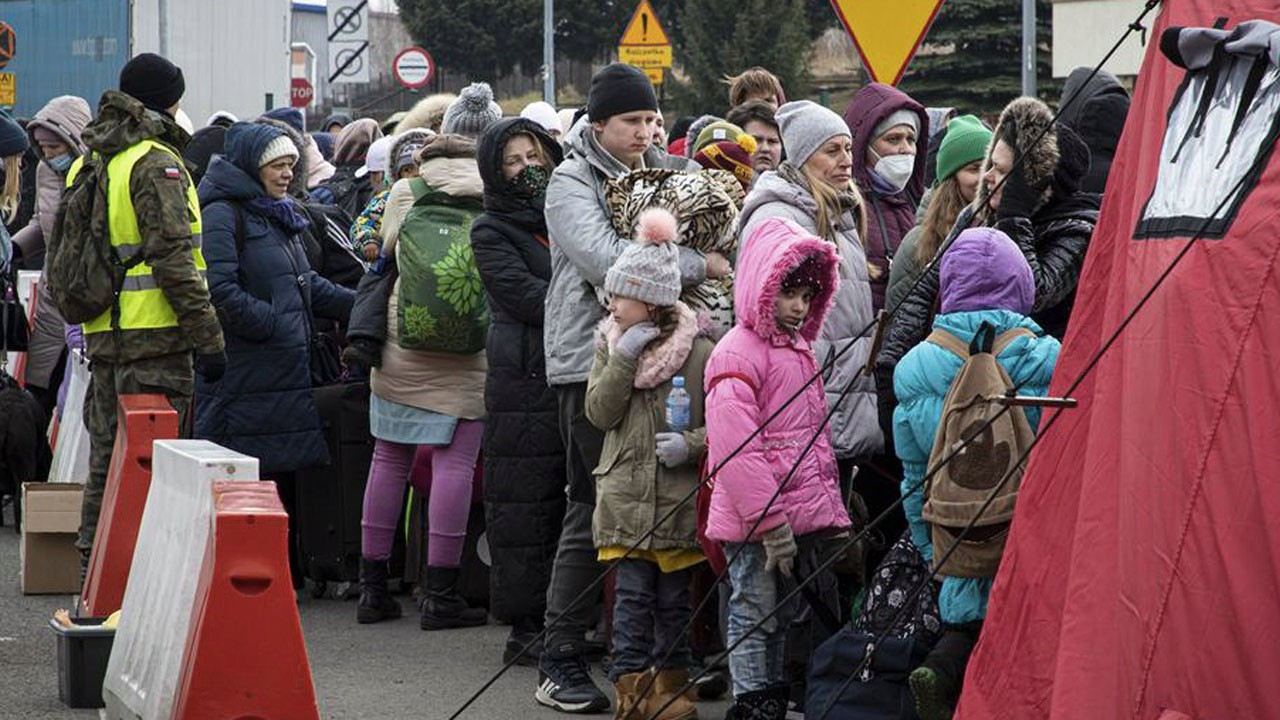 BM'ye bağlı yardım kuruluşları: Ukrayna'da sivillere ulaşmak için güvenli geçiş sağlanmasını bekliyoruz