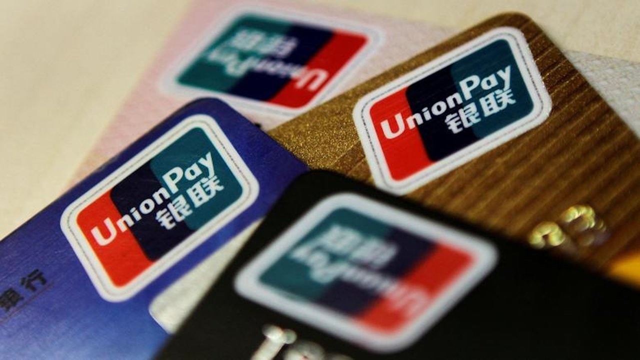 Rus bankalarından, Mir-UnionPay kart hazırlığı