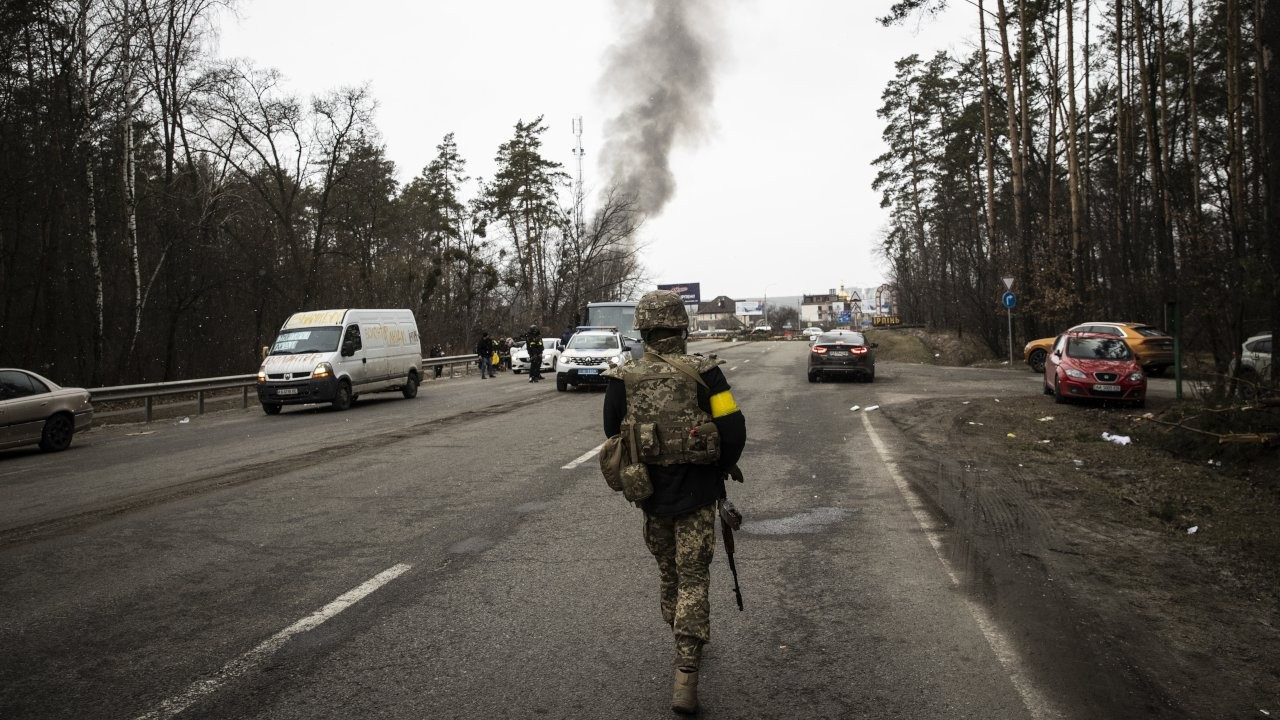 'Ukrayna'da 2-4 bin Rus askeri zayiatının olduğunu tahmin ediyoruz'