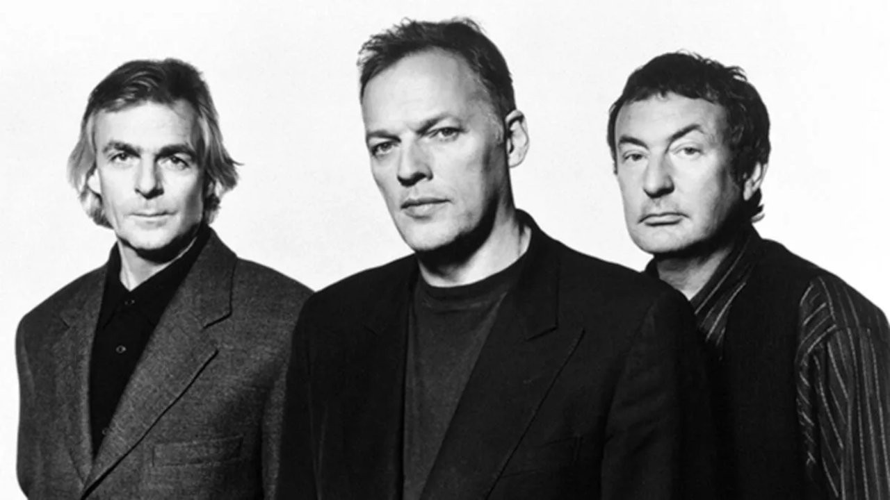 Pink Floyd'tan Ukrayna'ya destek: Şarkılar Rusya'da dinlenemeyecek