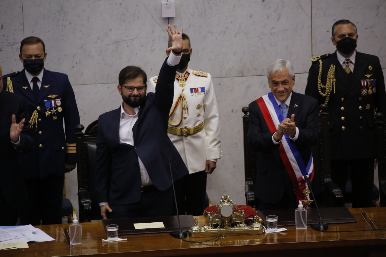 Şili'nin 36 yaşındaki Devlet Başkanı Boric görevi devraldı - Sayfa 4