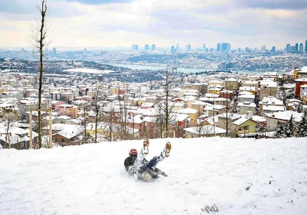 Vali Yerlikaya'dan İstanbul'a yeni kar uyarısı - Sayfa 1