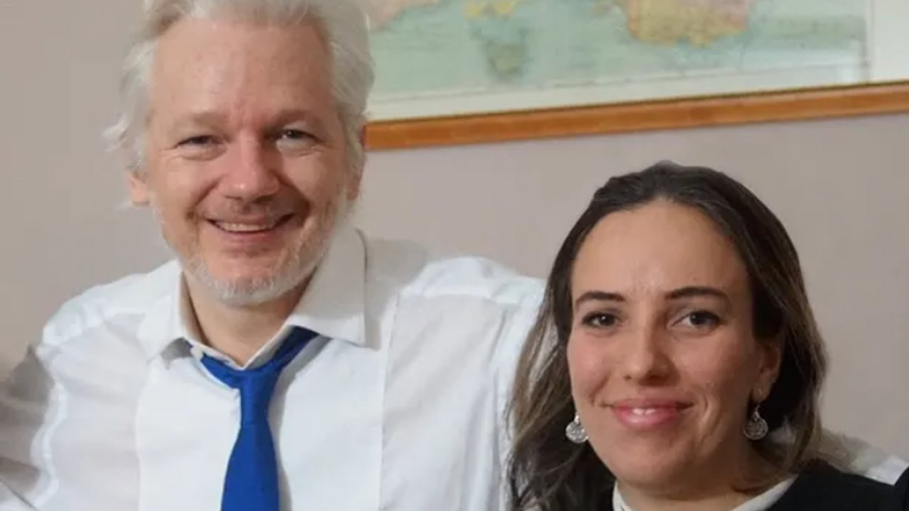 WikiLeaks'in kurucusu Assange hapishanede evlendi   