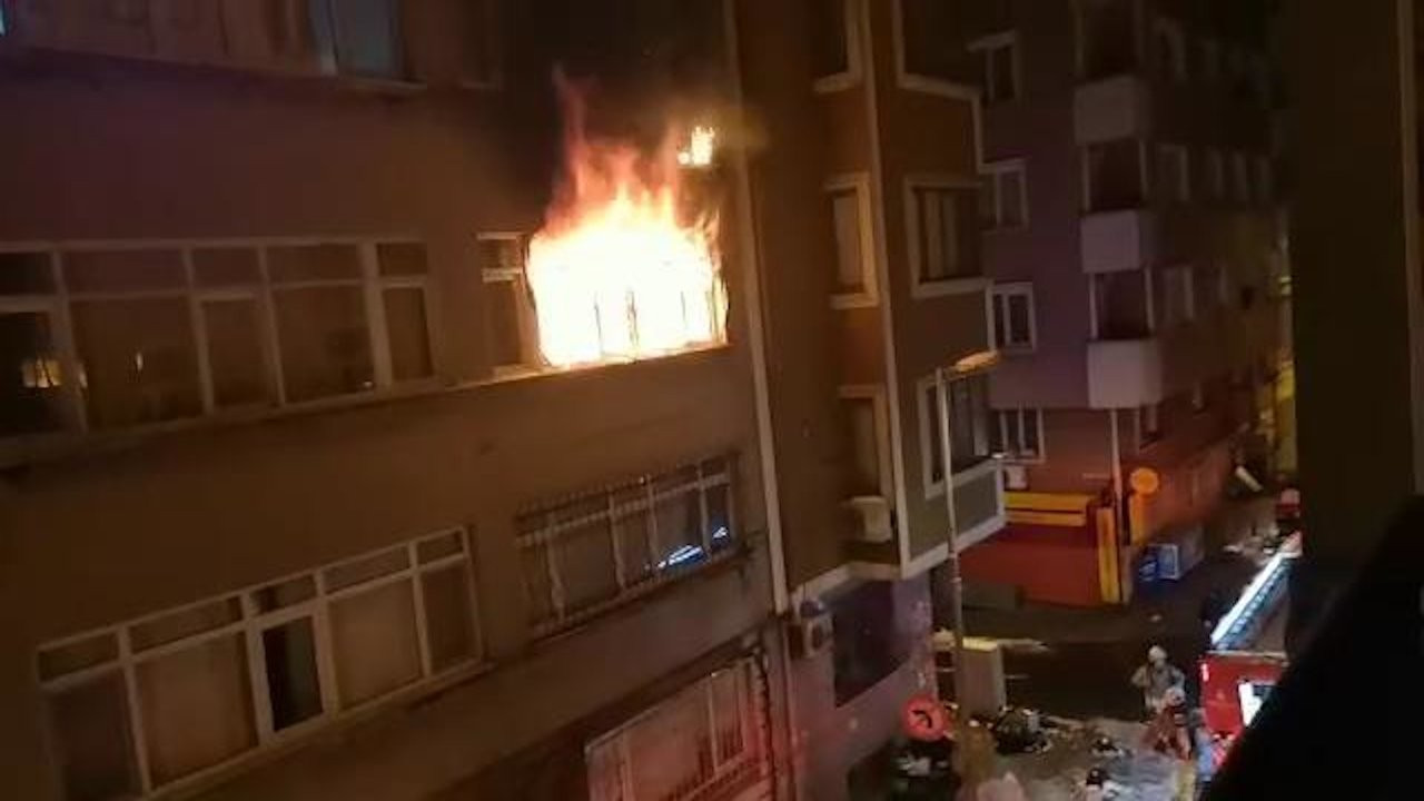 Şişli'de 5 katlı apartmanda yangın