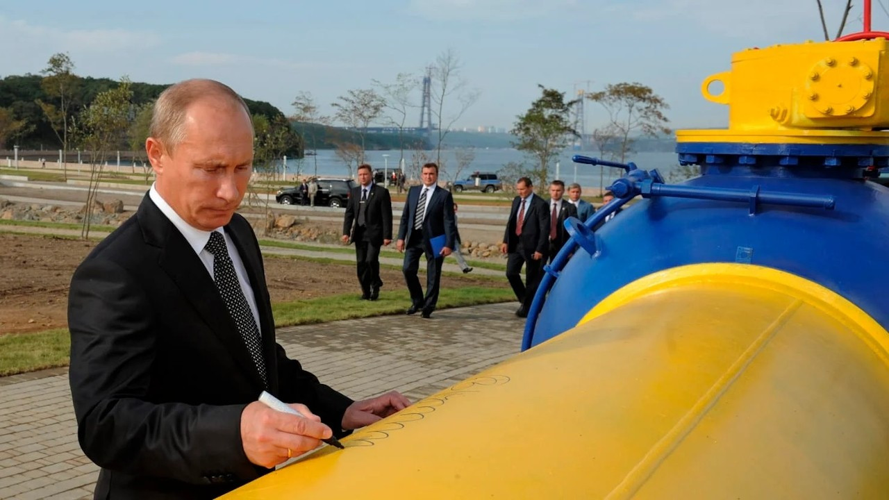 Putin'den gaz hamlesi: Dost olmayan ülkelere rubleyle satacağız