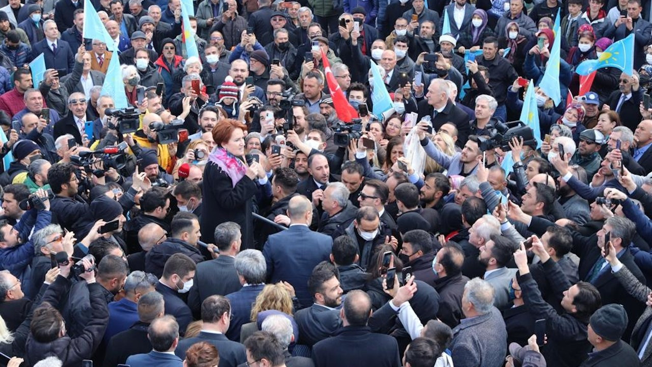 İYİ Parti lideri Akşener: Hep birlikte 24 milyar liralık kazık yedik