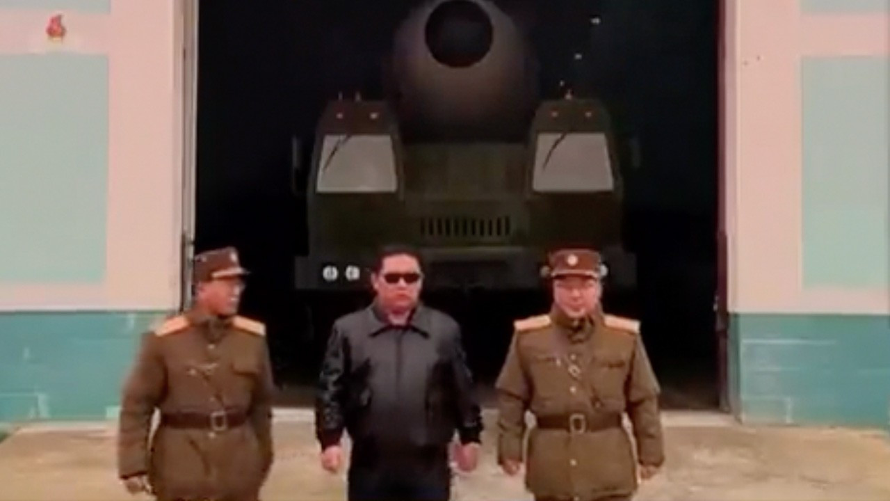 Kuzey Kore'nin füze videosu viral oldu