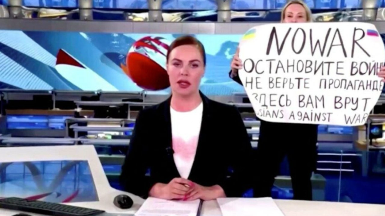 Gazeteciler, Putin'in Rus basını üzerindeki kontrolüne meydan okuyor