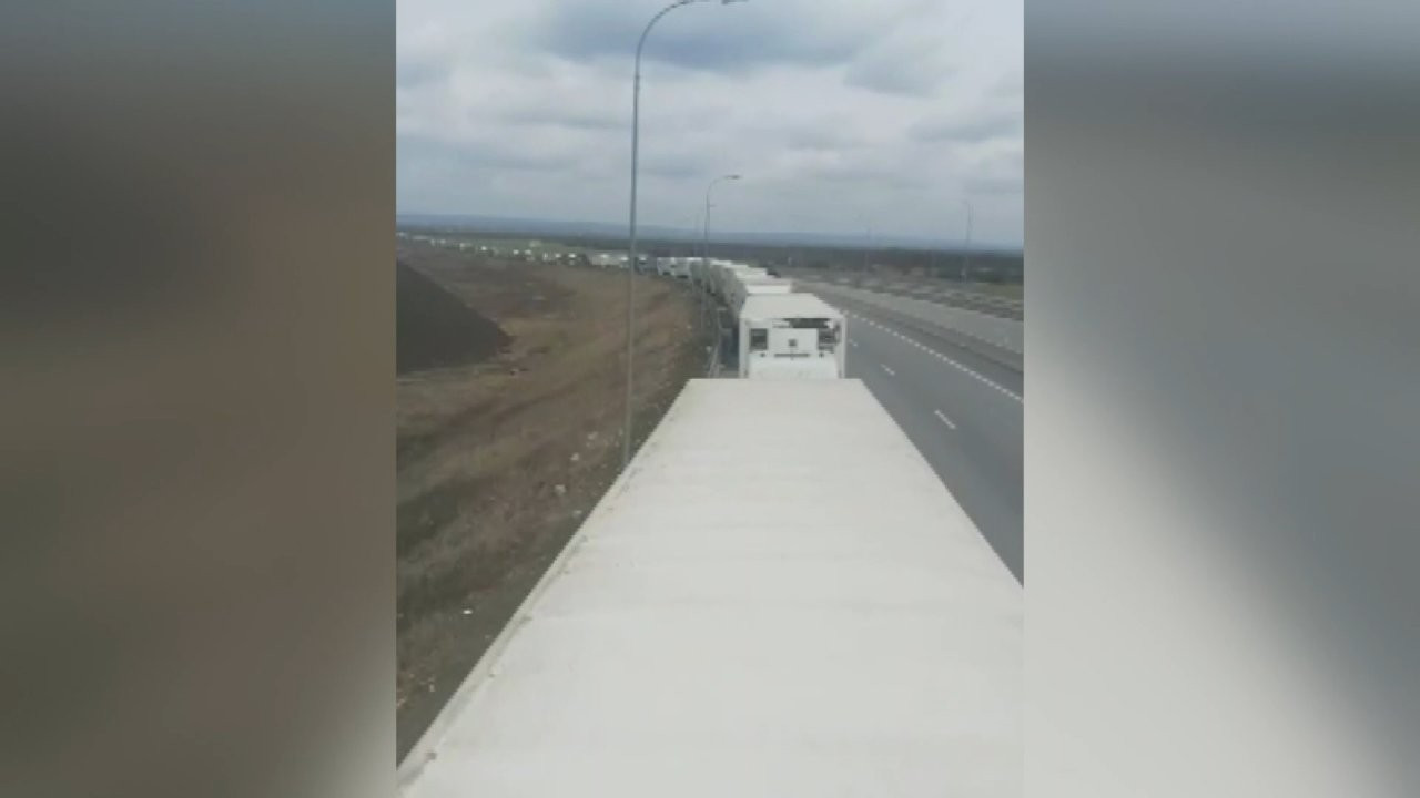 Binlerce Türkiyeli tır şoförü Rusya-Gürcistan sınırında mahsur kaldı
