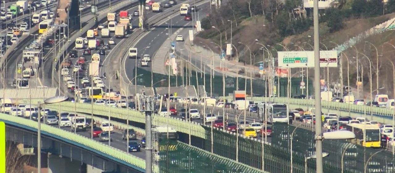 İstanbul'da araç sayısı 4 milyon 600 bini aştı, uzmanlar uyardı: Trafik katlanılmaz hale gelecek - Sayfa 5