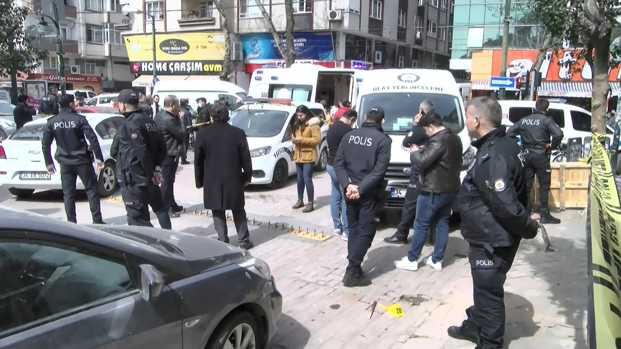 Zeytinburnu'nda silahlı kavga: 5 yaralı
