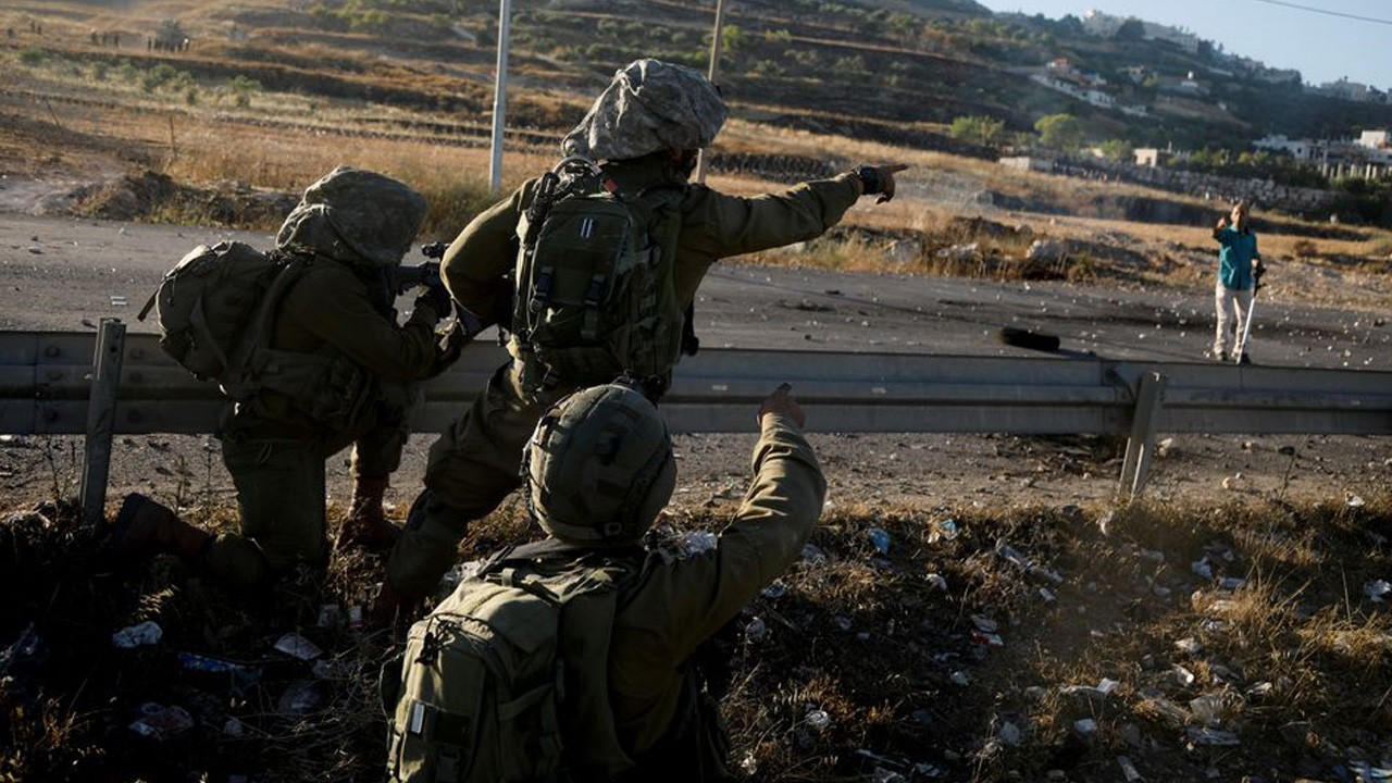 Askerler Batı Şeria'da ateş açtı: İki Filistinli yaşamını yitirdi