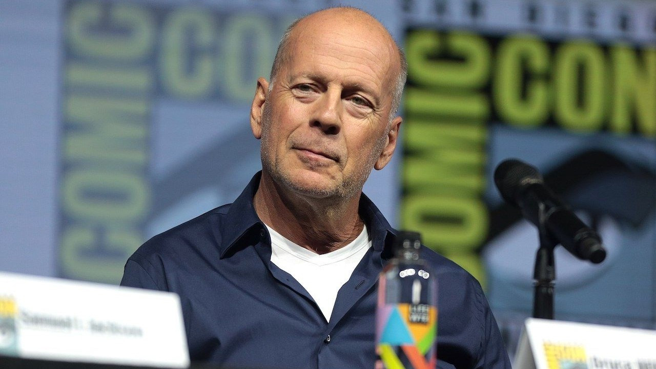 Bruce Willis’e verilecek en kötü performans ödülü iptal edildi