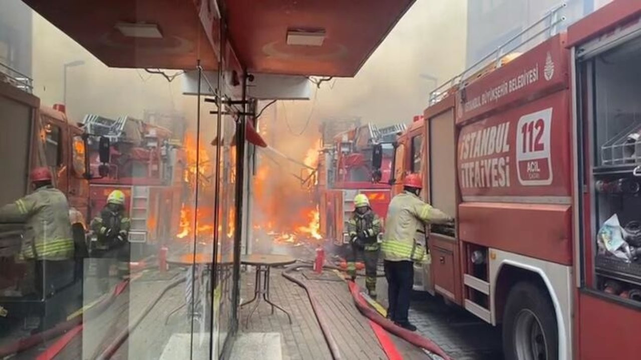 Sarıyer'de kebapçıda yangın: 3 binaya sıçradı