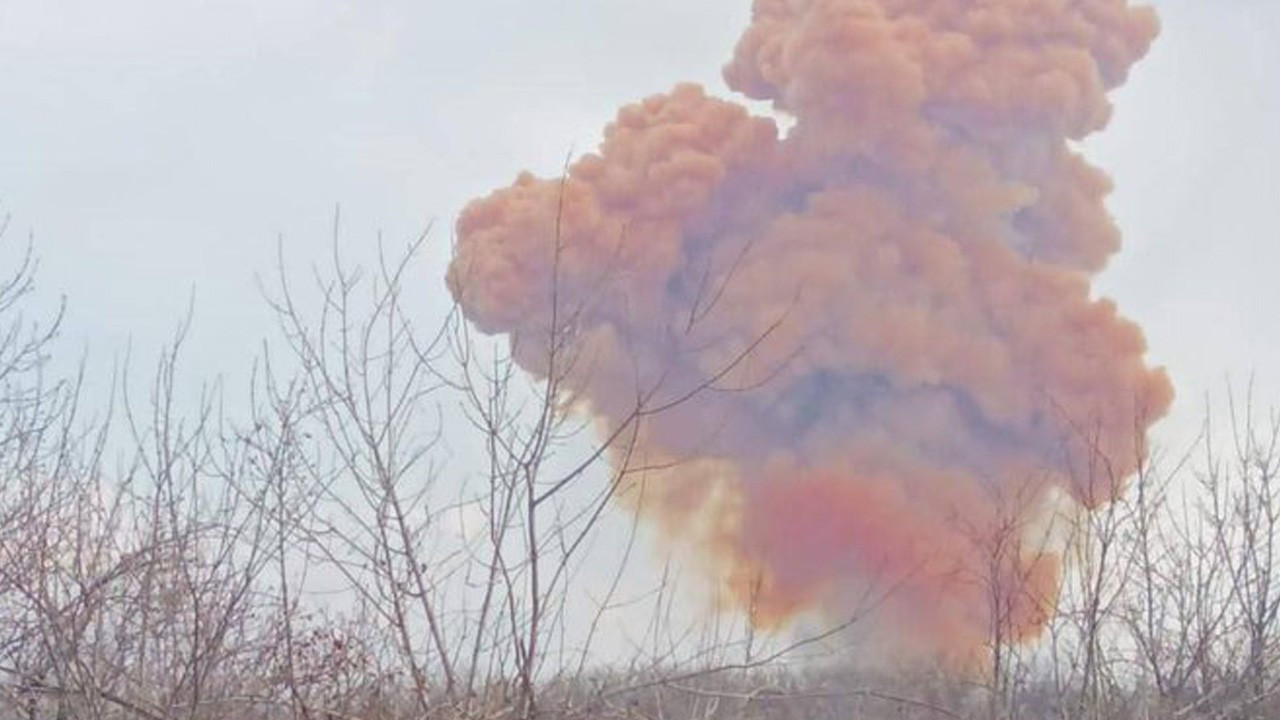 Ukrayna hükümeti: Rusya ordusu Lugansk'ta nitrik asit deposunu vurdu