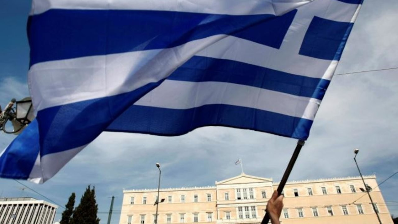 Yunanistan, 12 Rus diplomatı 'istenmeyen kişi' ilan etti